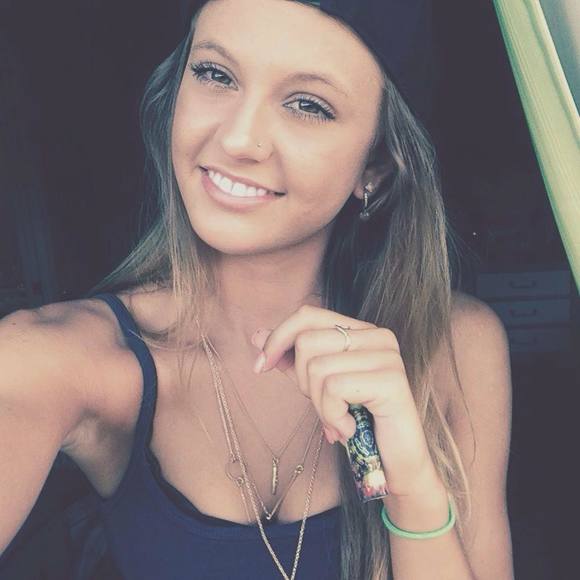 Meet your Posher, Oceann - Picture 1 of 1